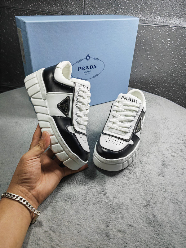 Prada women shoes 1：1 quality-372