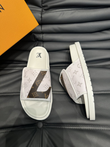 LV Sandals 1：1 Quality-758