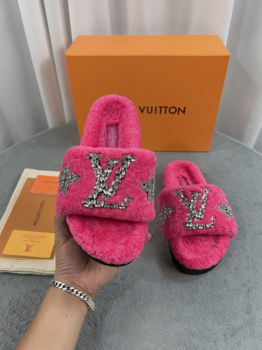 LV women Sandals 1：1 Quality-604