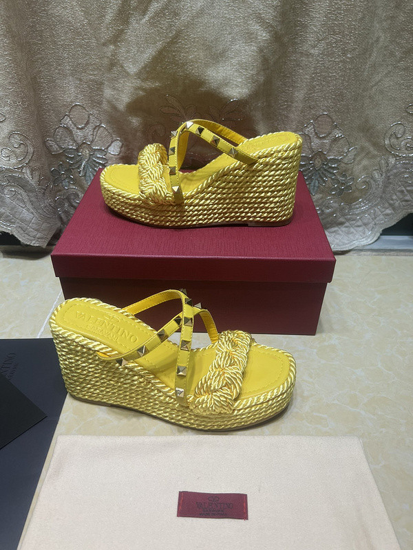 VT women slippers AAA-170