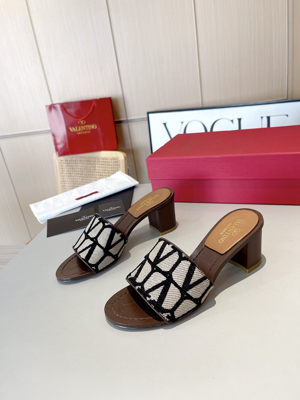 VT women slippers AAA-246