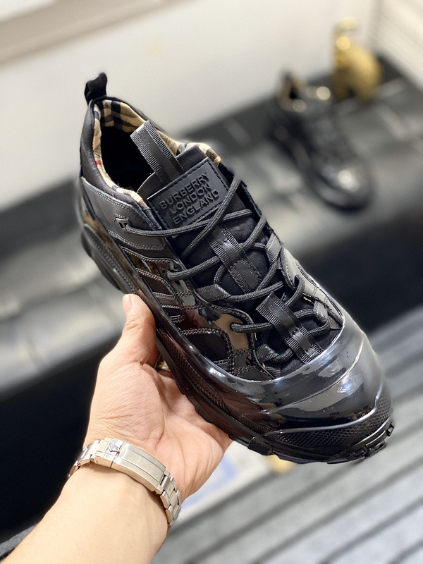 Burberry men shoes 1：1 quality-379