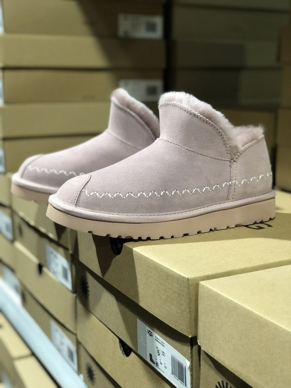 UG Boots Women-234