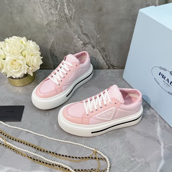 Prada women shoes 1：1 quality-251