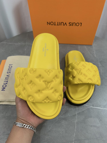 LV Sandals 1：1 Quality-780