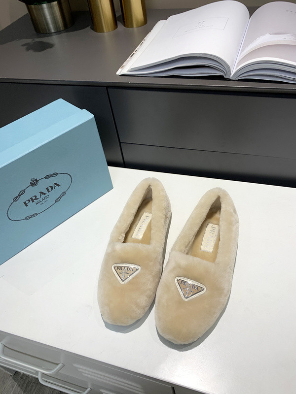 Prada women shoes 1：1 quality-389