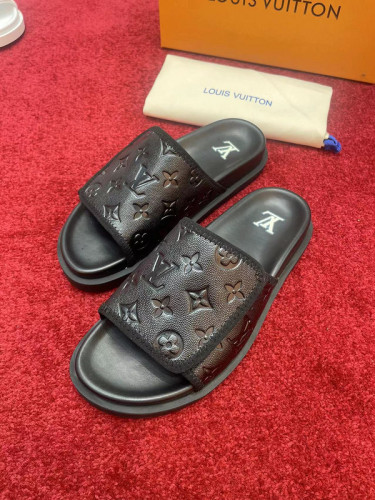 LV Sandals 1：1 Quality-561