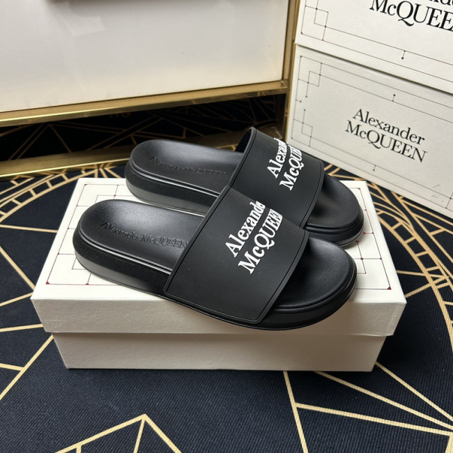 Alexander McQueen men slippers AAA-037