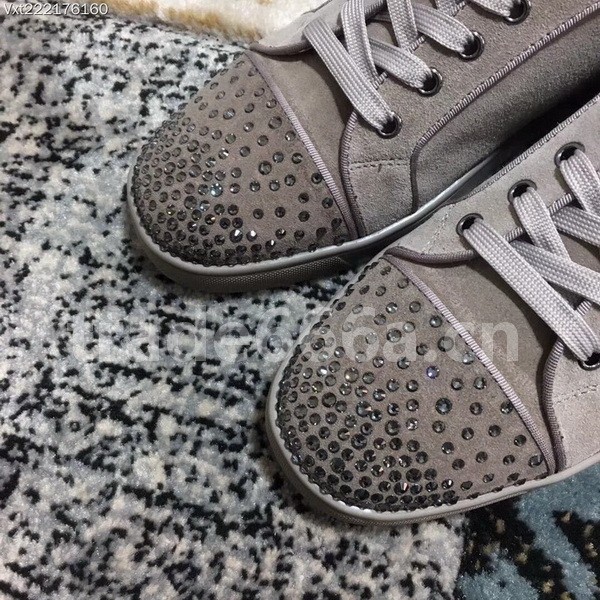 Super Max Christian Louboutin Shoes-945