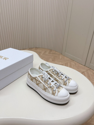 Dior Women Shoes 1：1 quality-597