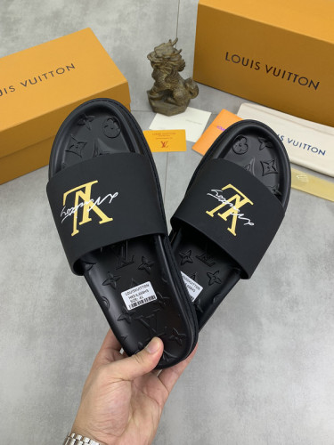 LV men slippers AAA-1160