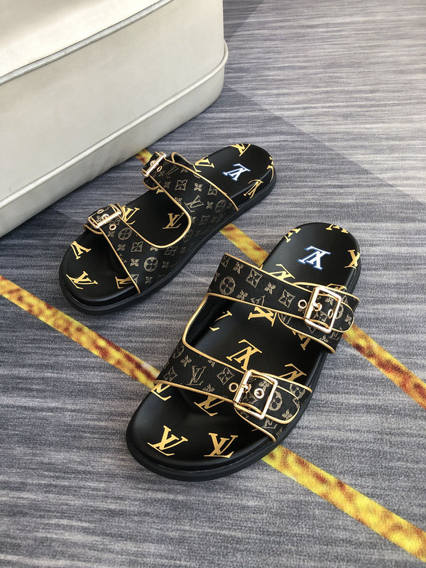 LV Sandals 1：1 Quality-703