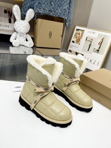UG Boots Women-047