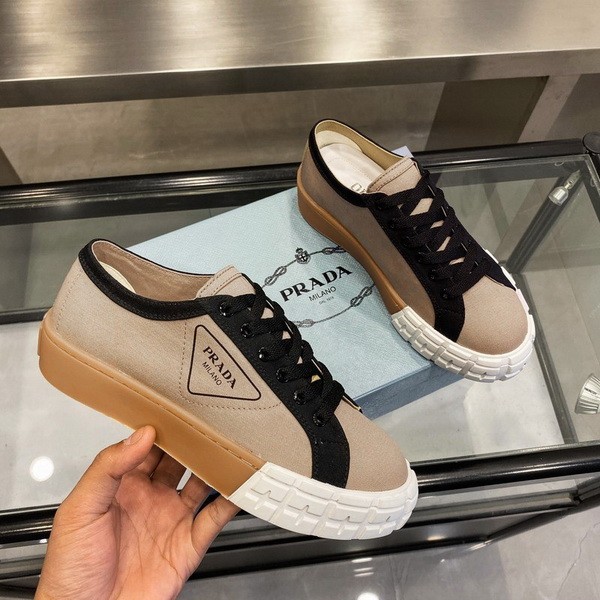 Prada women shoes 1：1 quality-040