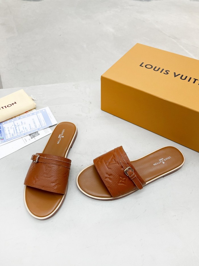 LV women Sandals 1：1 Quality-465