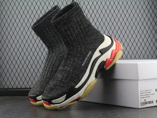 B 17FW Tripe-S High End Sneaker-013
