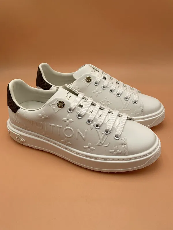 LV Women Shoes 1：1 Quality-878