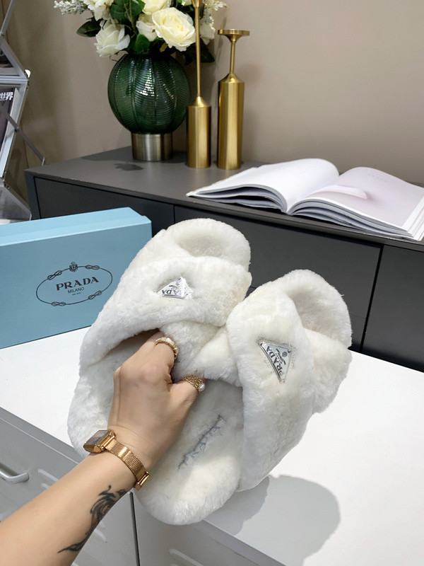 Prada women shoes 1：1 quality-387