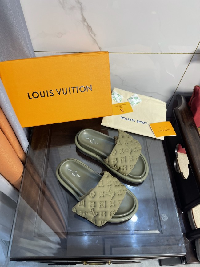 LV women Sandals 1：1 Quality-448