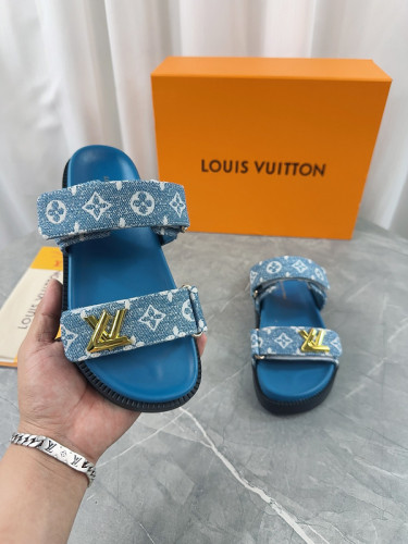 LV women Sandals 1：1 Quality-733