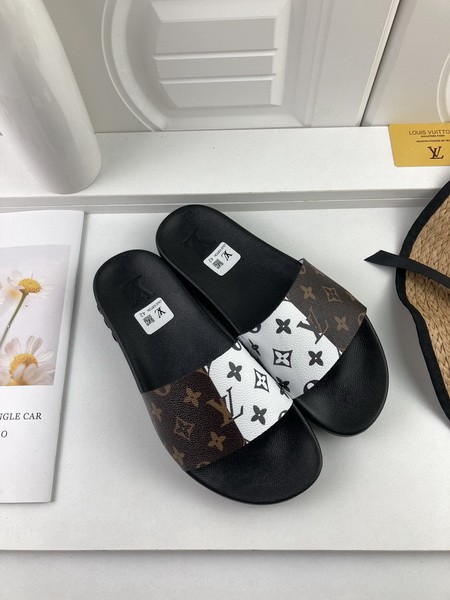 LV men slippers AAA-1133