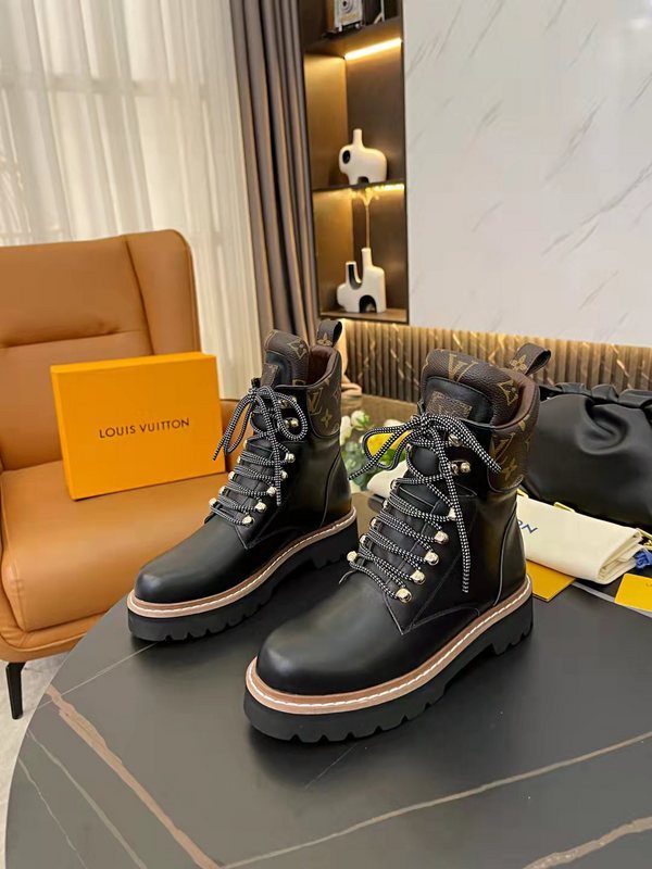 LV Women Shoes 1：1 Quality-851