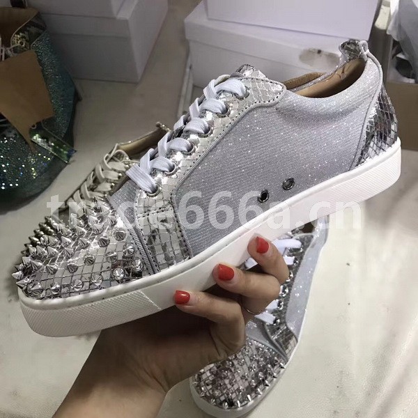 Super Max Christian Louboutin Shoes-655