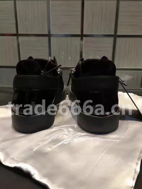 Super Max GZ Shoes150