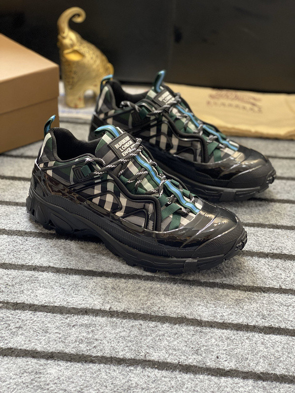 Burberry men shoes 1：1 quality-373