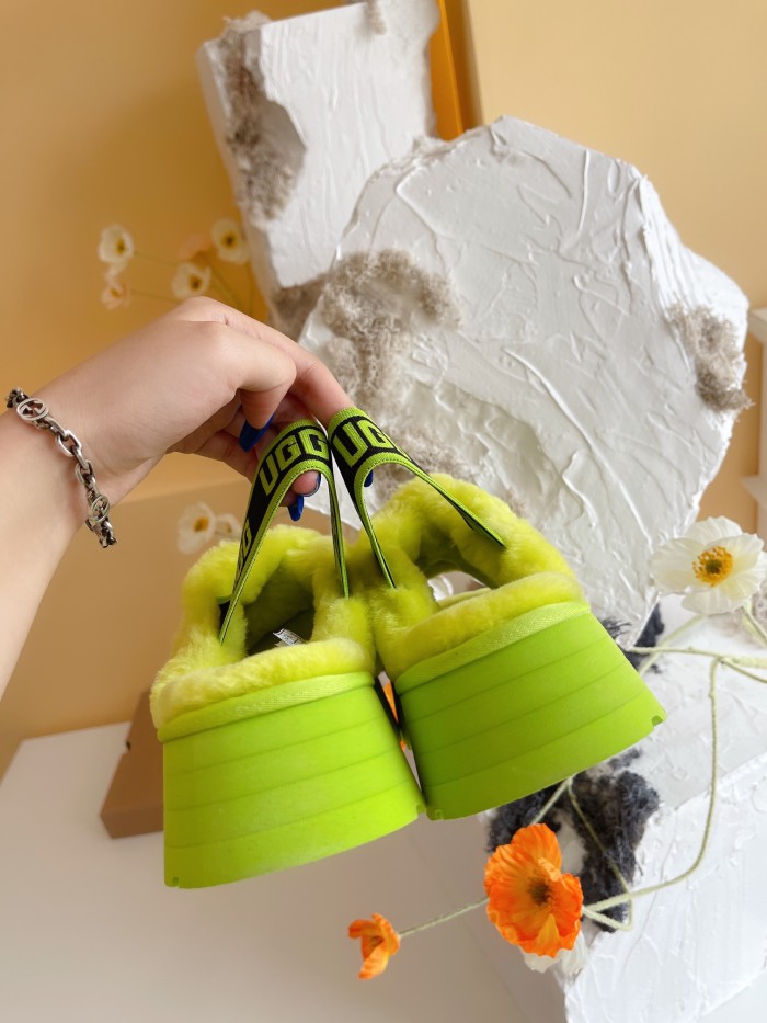 U women Sandals 1：1 Quality-006