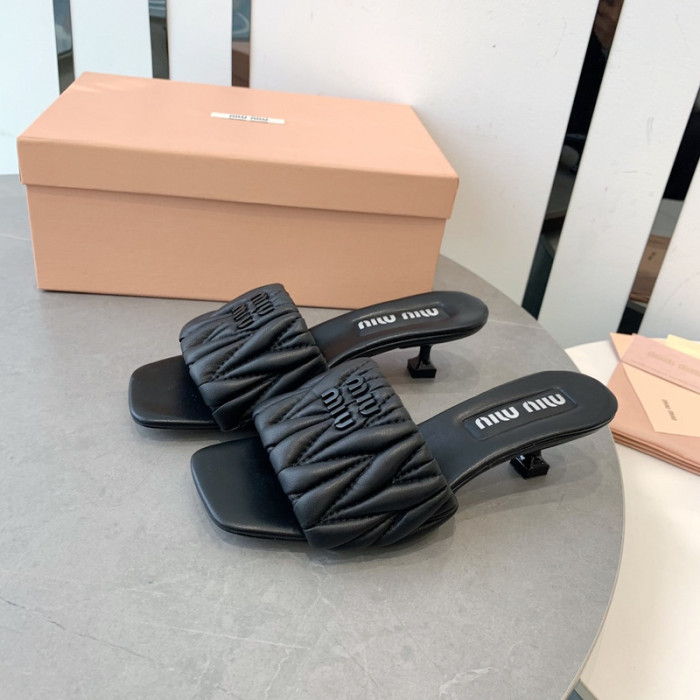 Miu Miu women slippers 1：1 quality-015