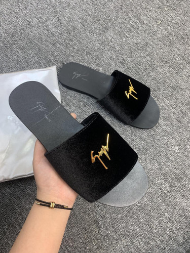 GZ women slippers AAA-010