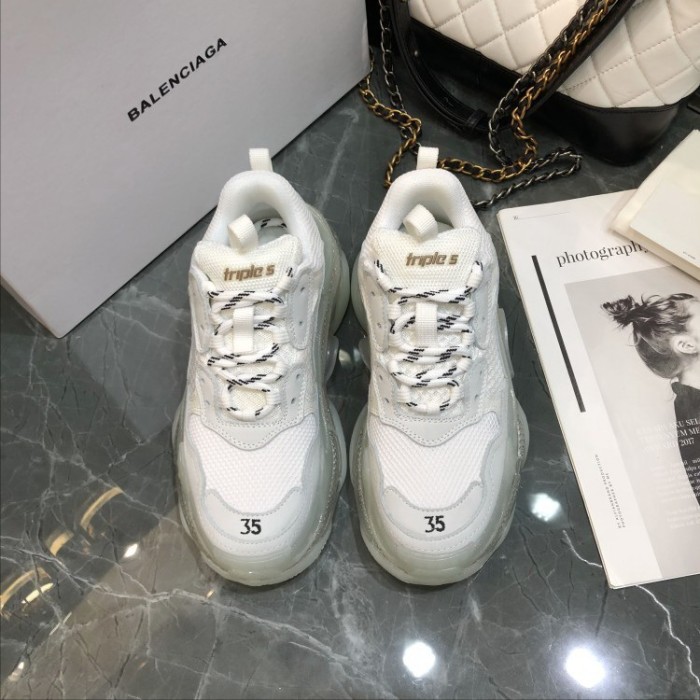 B 17FW Tripe-S High End Sneaker-040