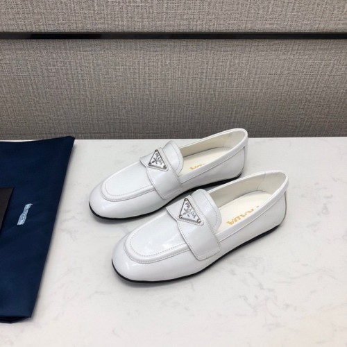 Prada women shoes 1：1 quality-058