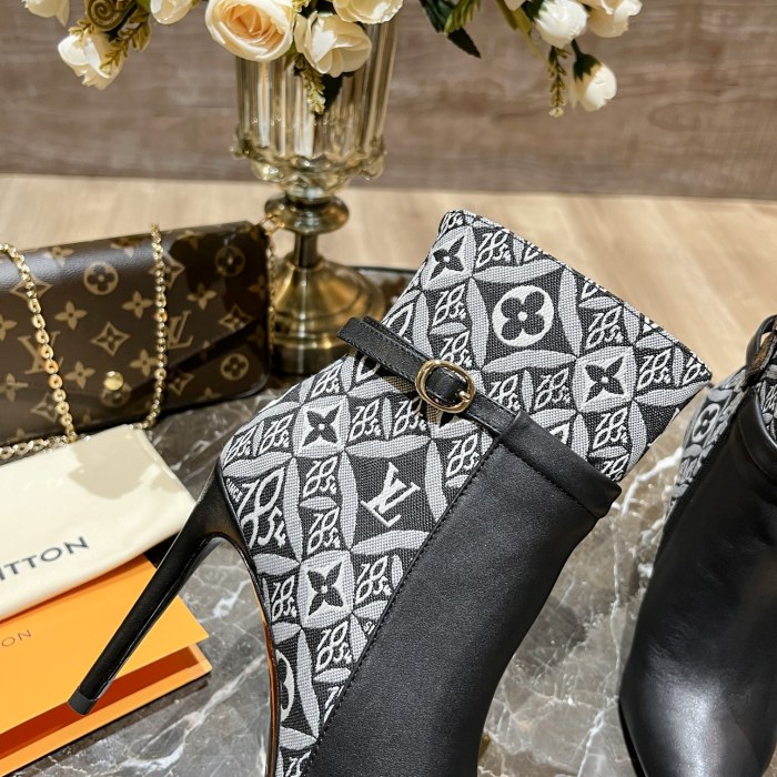 LV Women Shoes 1：1 Quality-844