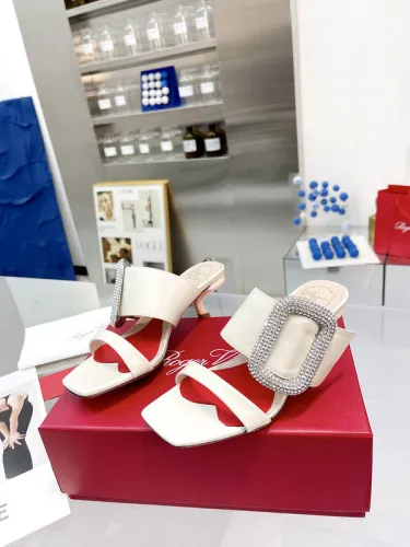 Roger Vivier women slippers 1：1 quality-001