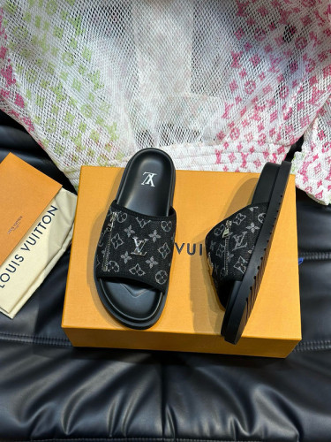 LV Sandals 1：1 Quality-836