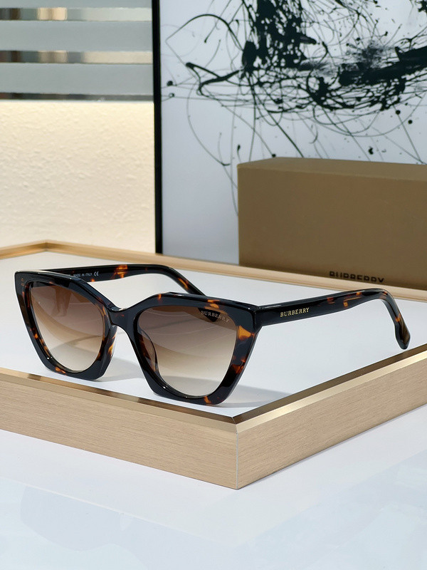 Burberry Sunglasses AAAA-2558