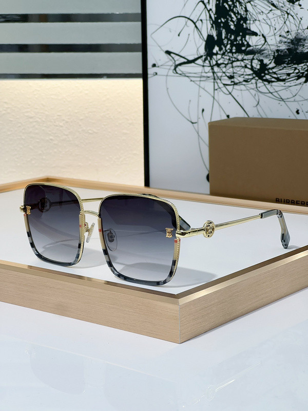 Burberry Sunglasses AAAA-2571