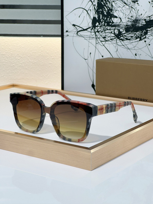 Burberry Sunglasses AAAA-2493