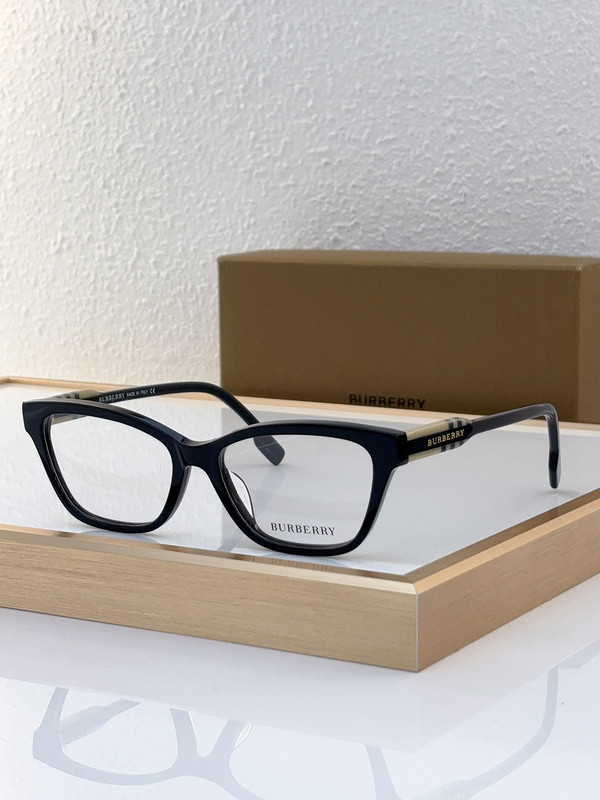 Burberry Sunglasses AAAA-2610