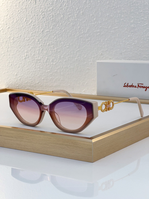 Ferragamo Sunglasses AAAA-813