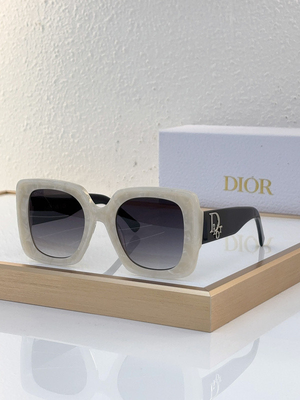 Dior Sunglasses AAAA-2846
