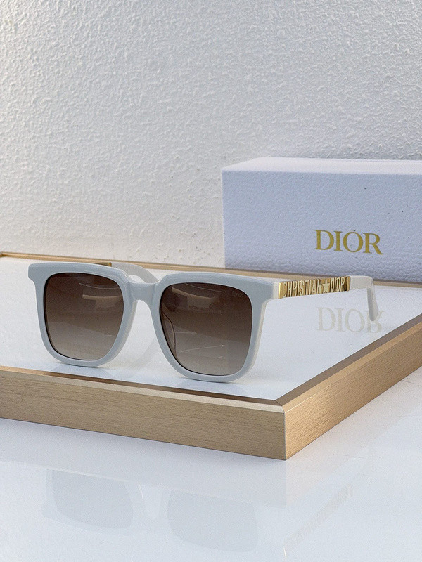 Dior Sunglasses AAAA-2839