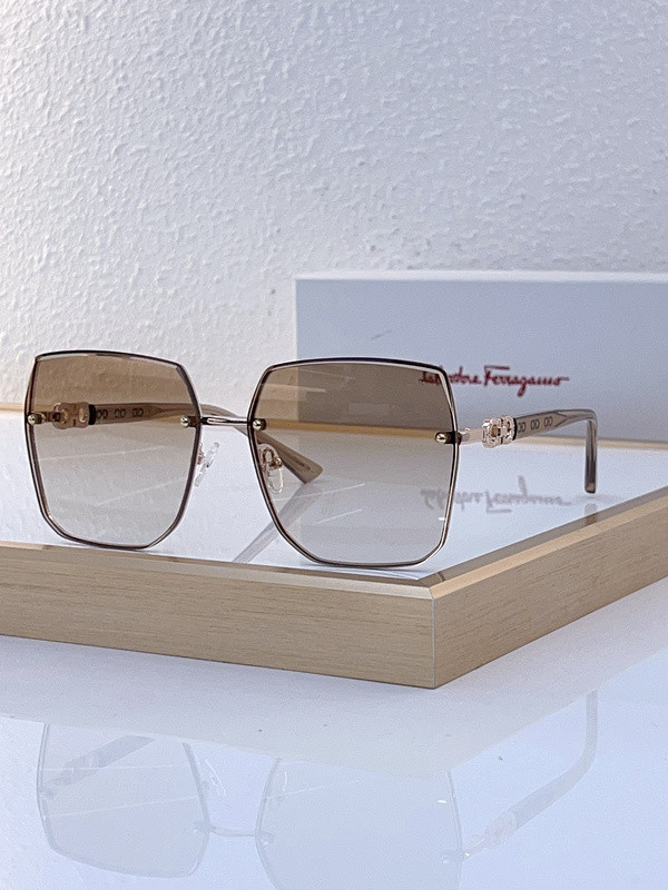 Ferragamo Sunglasses AAAA-786