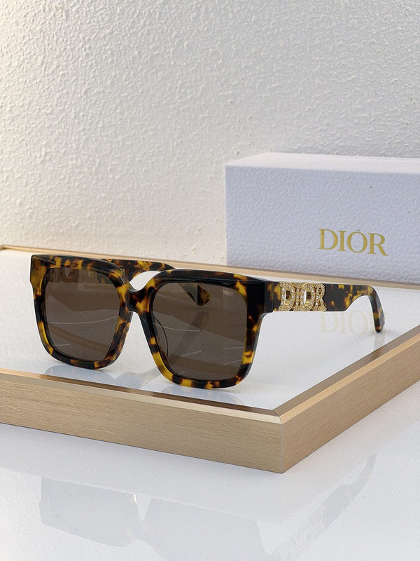 Dior Sunglasses AAAA-2816