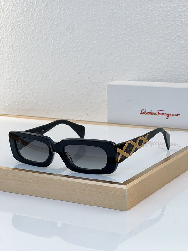 Ferragamo Sunglasses AAAA-800