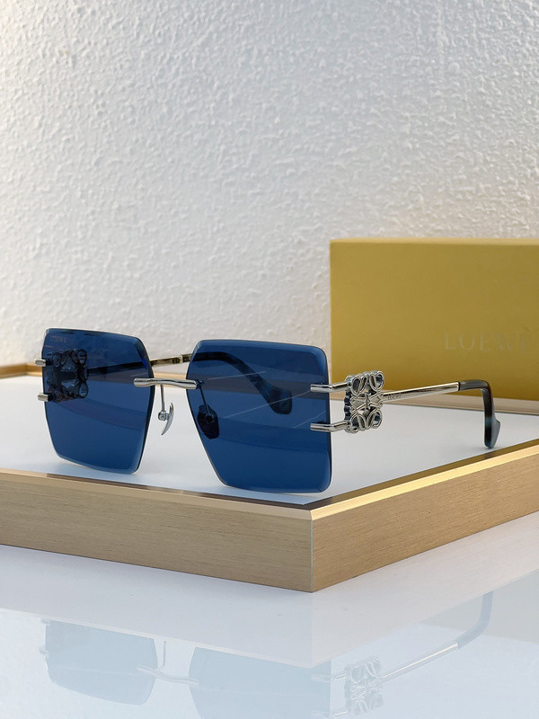 Loewe Sunglasses AAAA-375