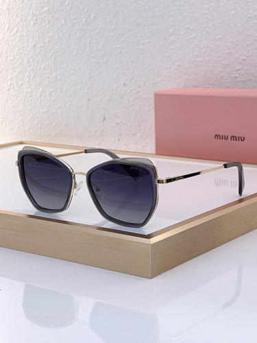 Miu Miu Sunglasses AAAA-982