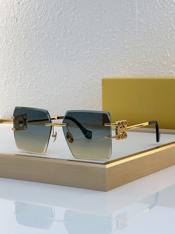Loewe Sunglasses AAAA-371
